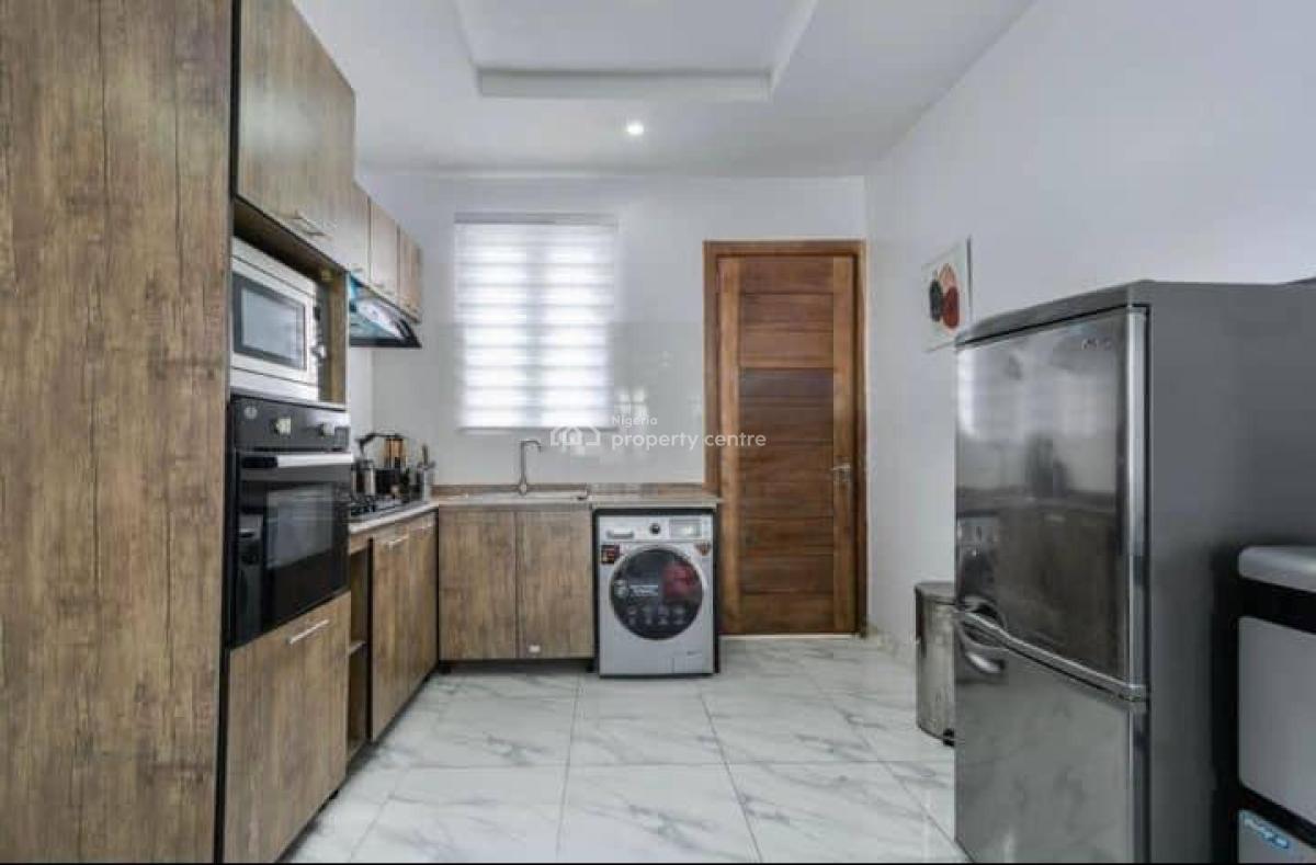 Terra Apartment  2-bedroom Apartment (all En-suite) 2.5 Baths Location, Chevron, Lekki, Lagos, Detached Duplex Short Let