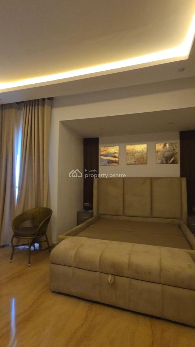 Luxury Fully Furnished  4 Bedroom Maisonette, Olaleye New Town Estate, Iponri, Surulere, Lagos, Flat / Apartment for Rent