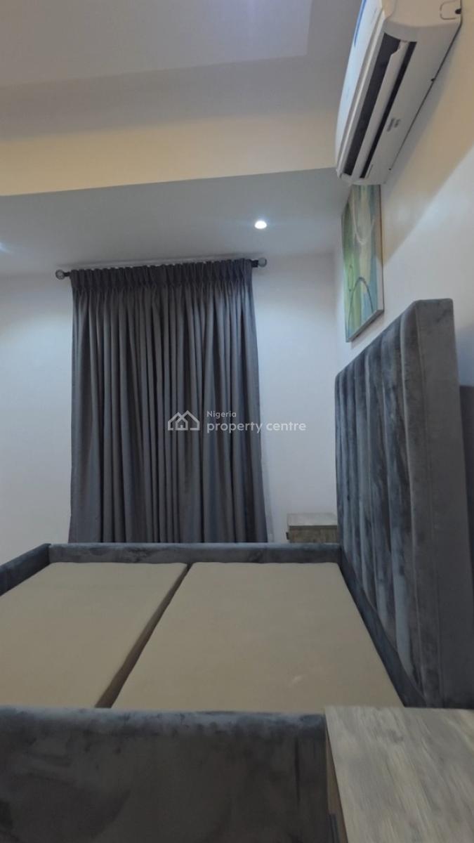 Luxury Fully Furnished  4 Bedroom Maisonette, Olaleye New Town Estate, Iponri, Surulere, Lagos, Flat / Apartment for Rent