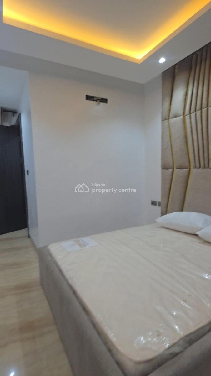 Luxury Fully Furnished  4 Bedroom Maisonette, Olaleye New Town Estate, Iponri, Surulere, Lagos, Flat / Apartment for Rent
