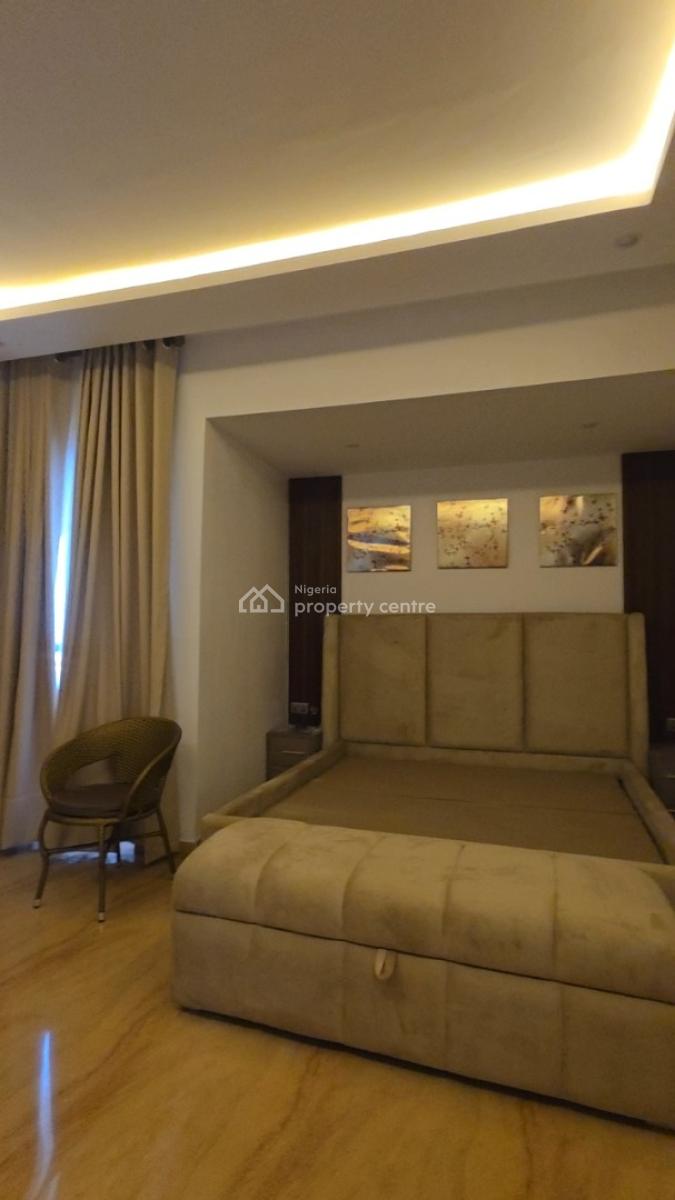 Luxury Fully Furnished  4 Bedroom Maisonette, Olaleye New Town Estate, Iponri, Surulere, Lagos, Flat / Apartment for Rent