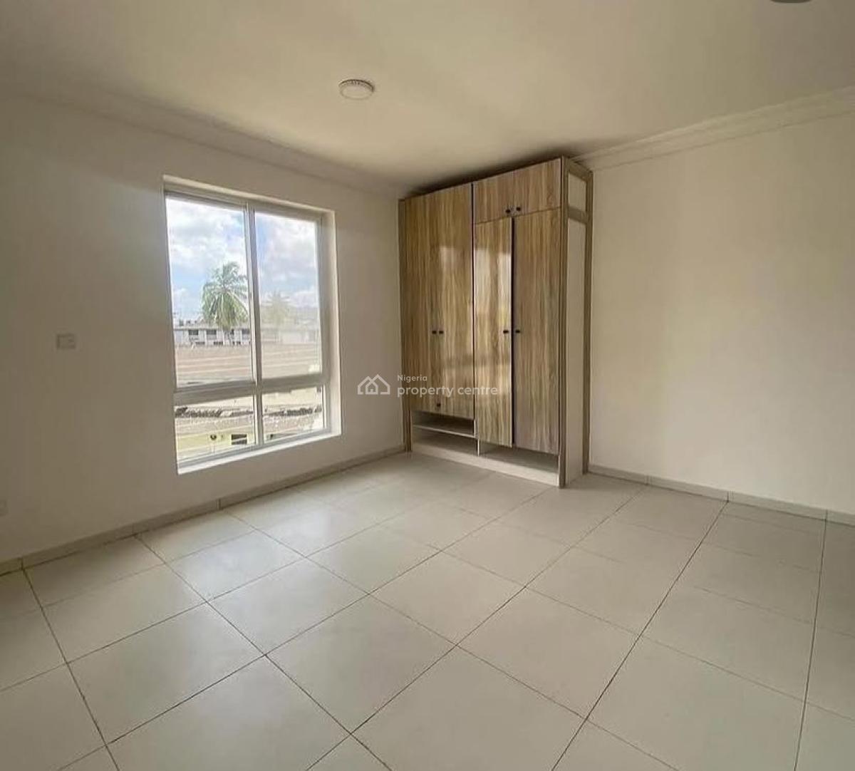 Serviced 2 Bedroom Flat with Elevator, Old Ikoyi, Ikoyi, Lagos, Flat / Apartment for Rent