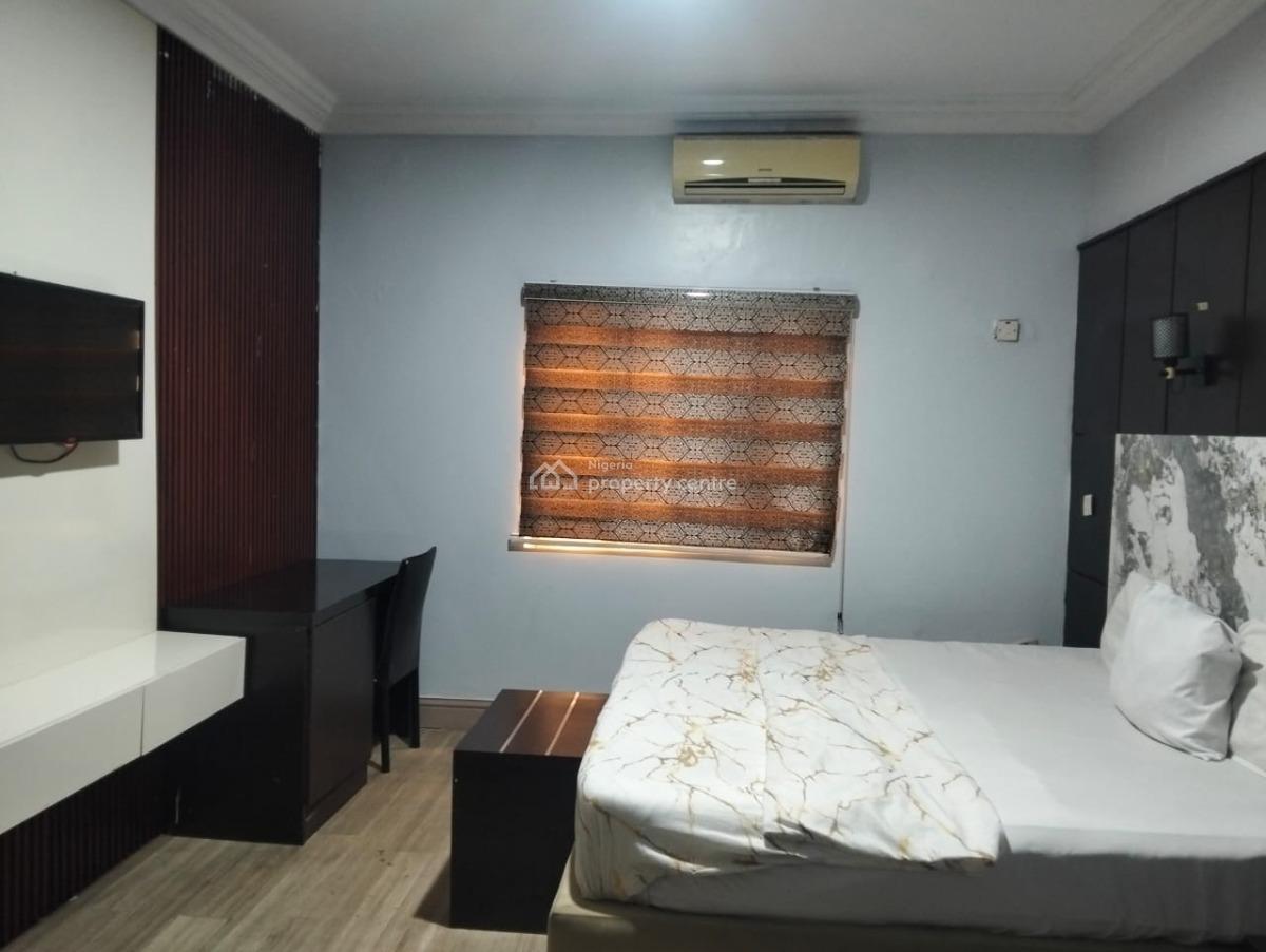 17bedrooms Detached Duplex Bq, Utako District, Utako, Abuja, Detached Duplex for Sale