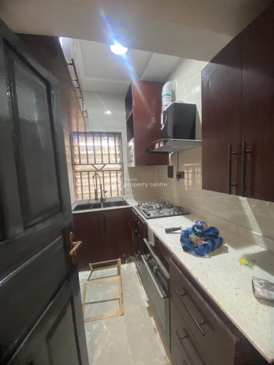 Tastefully Finished 2bed Apartment, Ramat Crescent, Gra, Ogudu, Lagos, Flat / Apartment for Rent