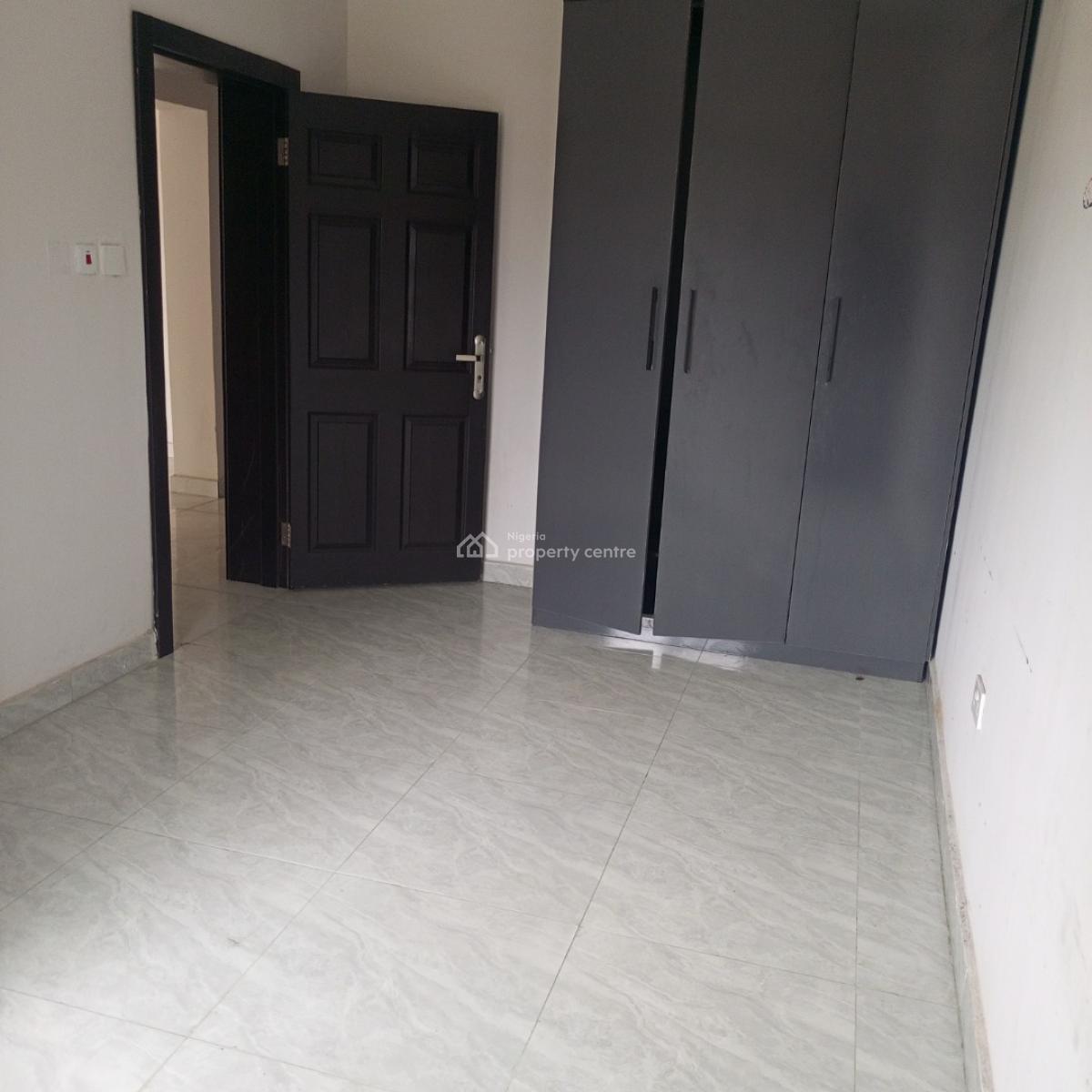 Spacious and Serene 2bedroom Apartment (upstairs), Badore Ajah-lekki, Badore, Ajah, Lagos, Flat / Apartment for Rent