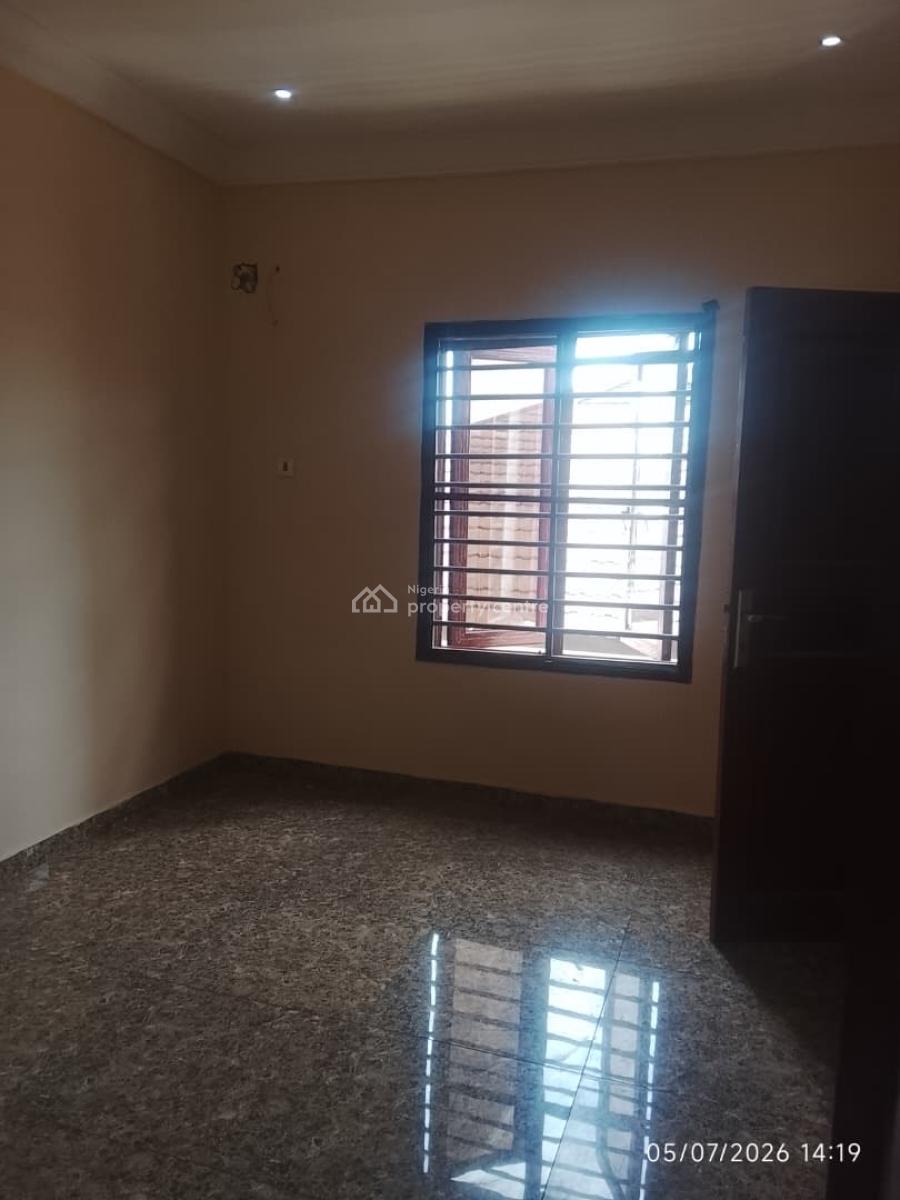 3 Bedroom Apartment at Lekki Phase 1, Lekki Phase 1, Lekki, Lagos, Flat / Apartment for Rent