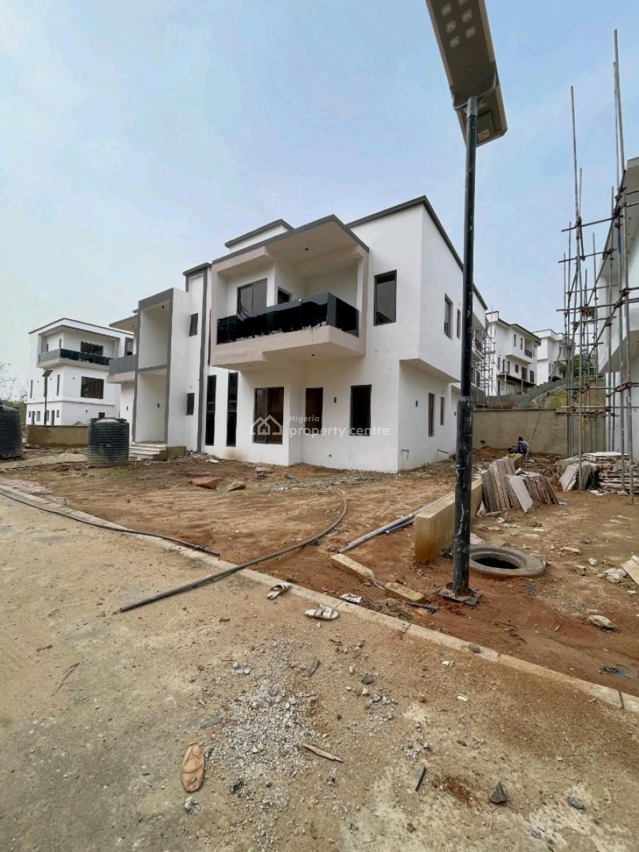 Beautifully Bright and Impressive 4 Bedrooms Detached Home, Asokoro District, Abuja, Detached Duplex for Sale