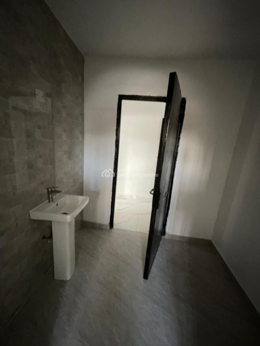 4 Bedroom Semi Detached with 2 Rooms Bq, Ibezim Street Off Adelabu Surulere, Surulere, Lagos, House for Rent