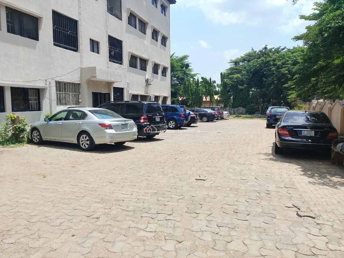Massive 3-bedroom Flat Up for Grab on The First Floor, Plot 264/406 Augustus Aikohomu Street, Utako, Abuja, Flat / Apartment for Rent