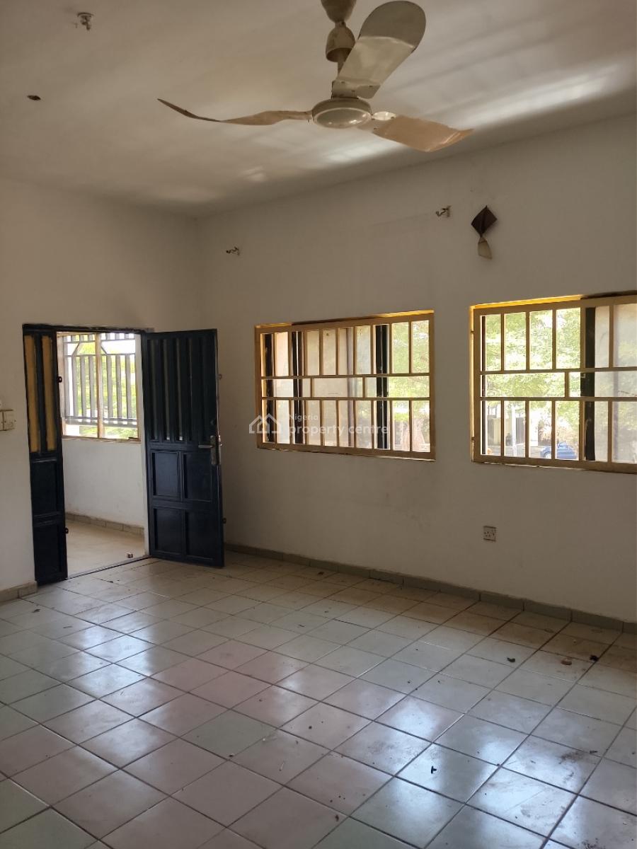 Massive 3-bedroom Flat Up for Grab on The First Floor, Plot 264/406 Augustus Aikohomu Street, Utako, Abuja, Flat / Apartment for Rent