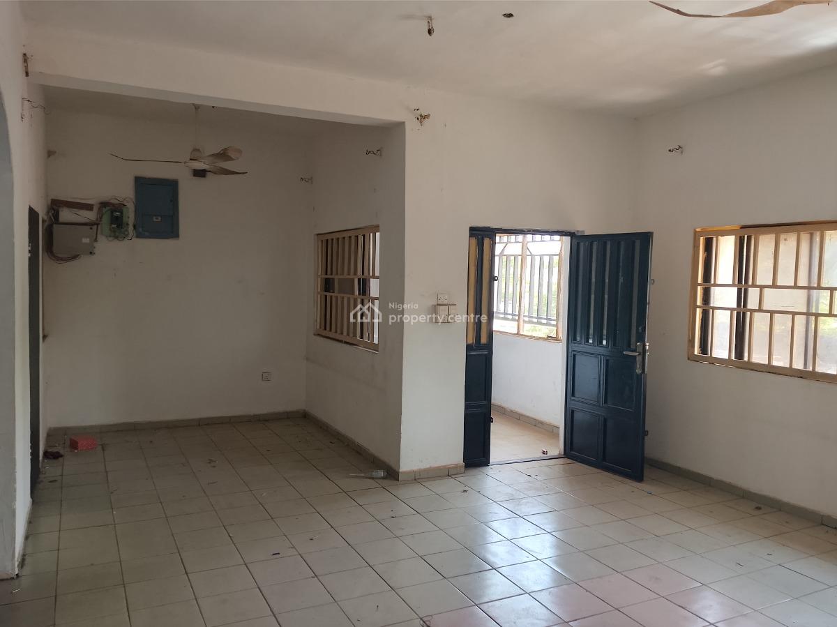 Massive 3-bedroom Flat Up for Grab on The First Floor, Plot 264/406 Augustus Aikohomu Street, Utako, Abuja, Flat / Apartment for Rent