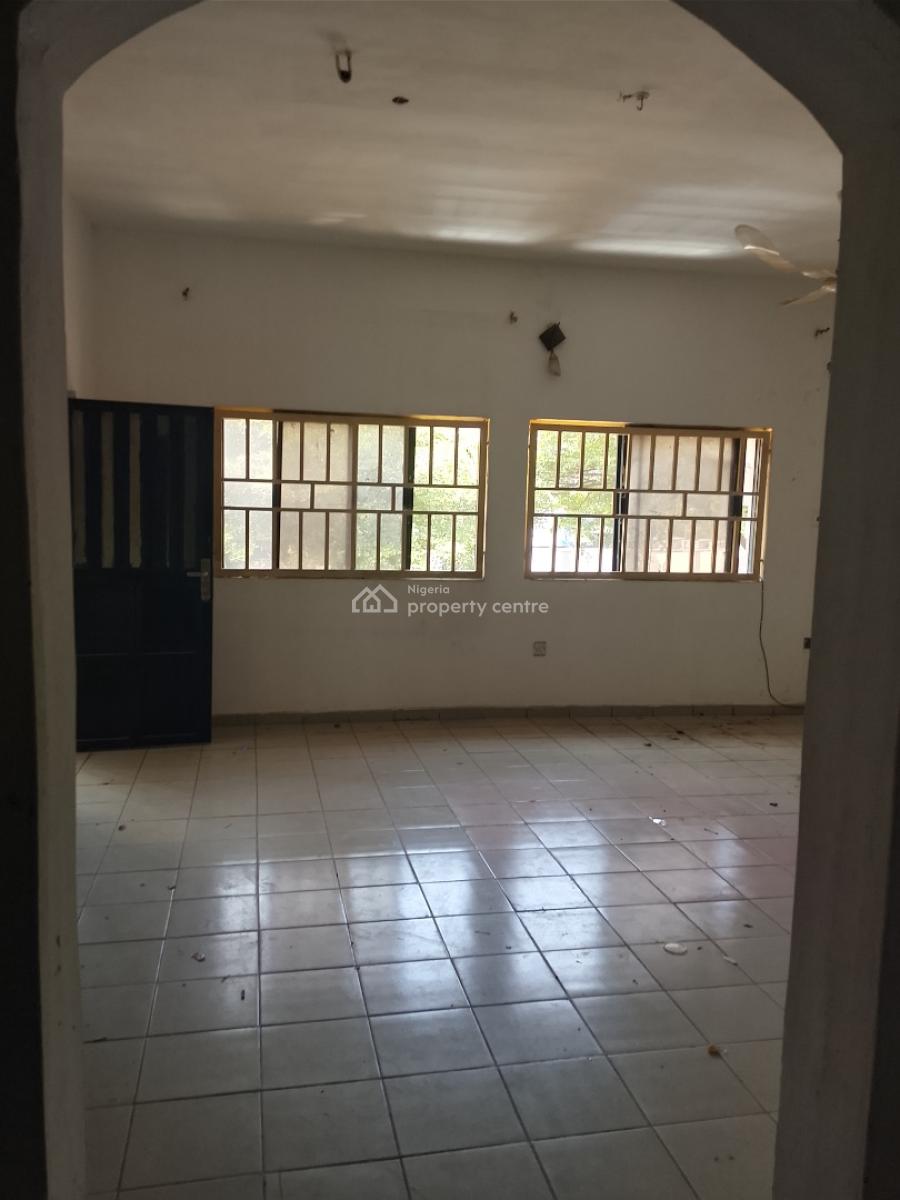 Massive 3-bedroom Flat Up for Grab on The First Floor, Plot 264/406 Augustus Aikohomu Street, Utako, Abuja, Flat / Apartment for Rent
