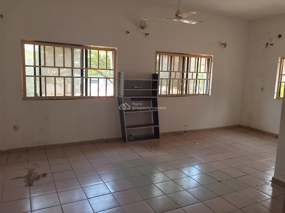 Massive 3-bedroom Flat Up for Grab on The First Floor, Plot 264/406 Augustus Aikohomu Street, Utako, Abuja, Flat / Apartment for Rent