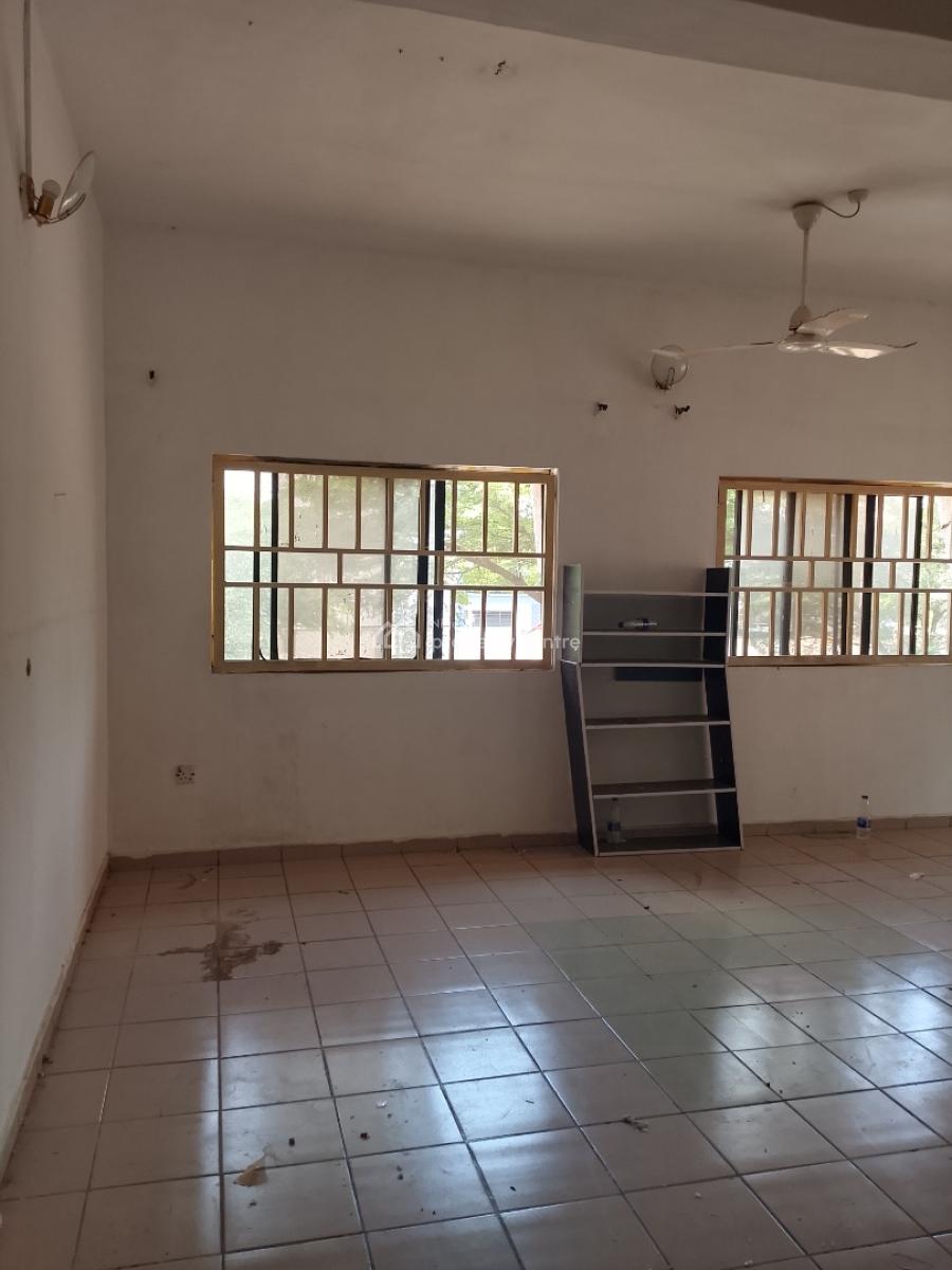 Massive 3-bedroom Flat Up for Grab on The First Floor, Plot 264/406 Augustus Aikohomu Street, Utako, Abuja, Flat / Apartment for Rent