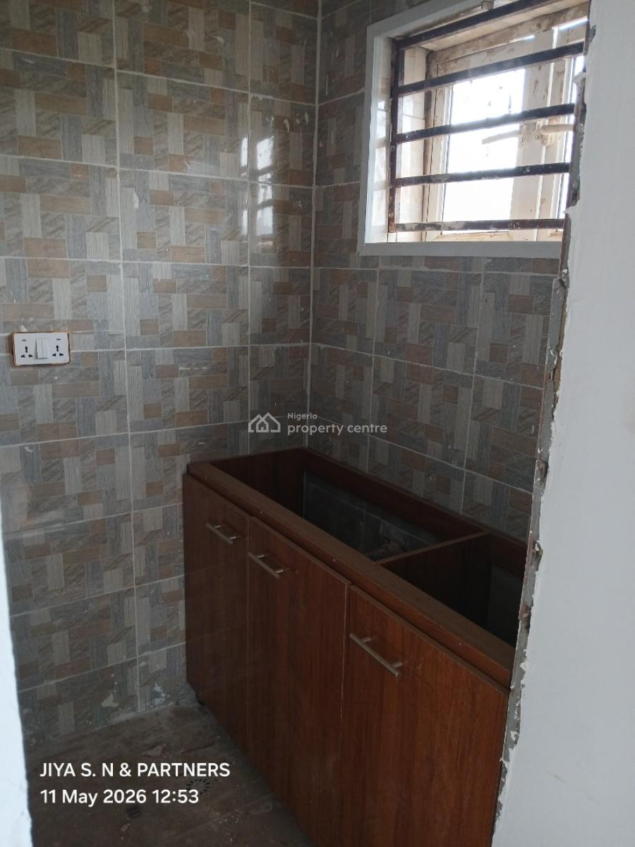 Newly Built Selfcon at Dakwo Opposite Sunnyvale Estate, Opposite Sunnyvale Estate, Galadimawa, Abuja, Self Contain (single Rooms) for Rent