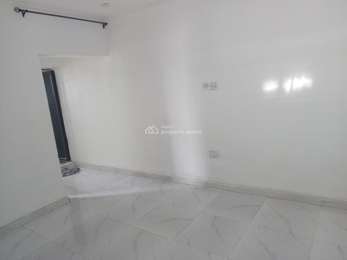 Luxury Mini Flat(room and Parlor) Upstairs, Pay and Pack in, Malete, Opposite Beechwood Estate, Ibeju Lekki, Lagos, Mini Flat (room and Parlour) for Rent