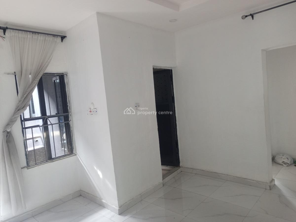 Luxury Mini Flat(room and Parlor) Upstairs, Pay and Pack in, Malete, Opposite Beechwood Estate, Ibeju Lekki, Lagos, Mini Flat (room and Parlour) for Rent
