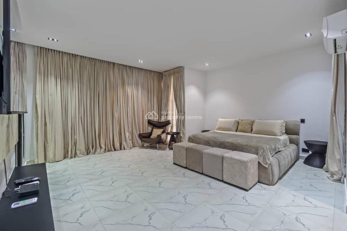 Luxury 3bedroom Penthouse with Dedicated Lift, Bq in a Secured Estate, Off Admiralty Way, Lekki Phase 1, Lekki, Lagos, Flat / Apartment for Sale