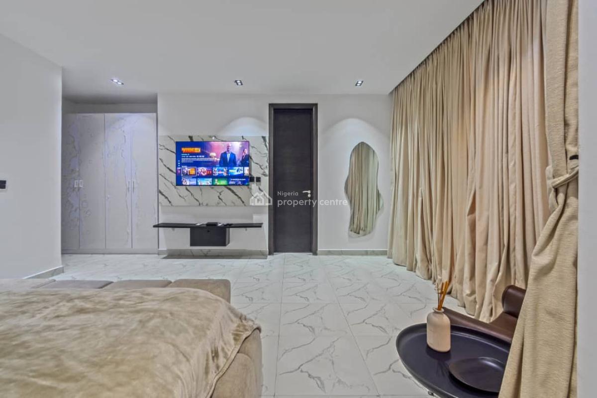 Luxury 3bedroom Penthouse with Dedicated Lift, Bq in a Secured Estate, Off Admiralty Way, Lekki Phase 1, Lekki, Lagos, Flat / Apartment for Sale