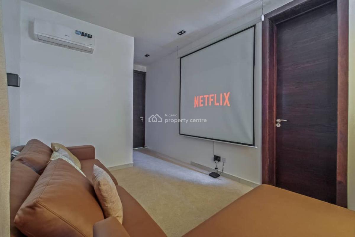 Luxury 3bedroom Penthouse with Dedicated Lift, Bq in a Secured Estate, Off Admiralty Way, Lekki Phase 1, Lekki, Lagos, Flat / Apartment for Sale