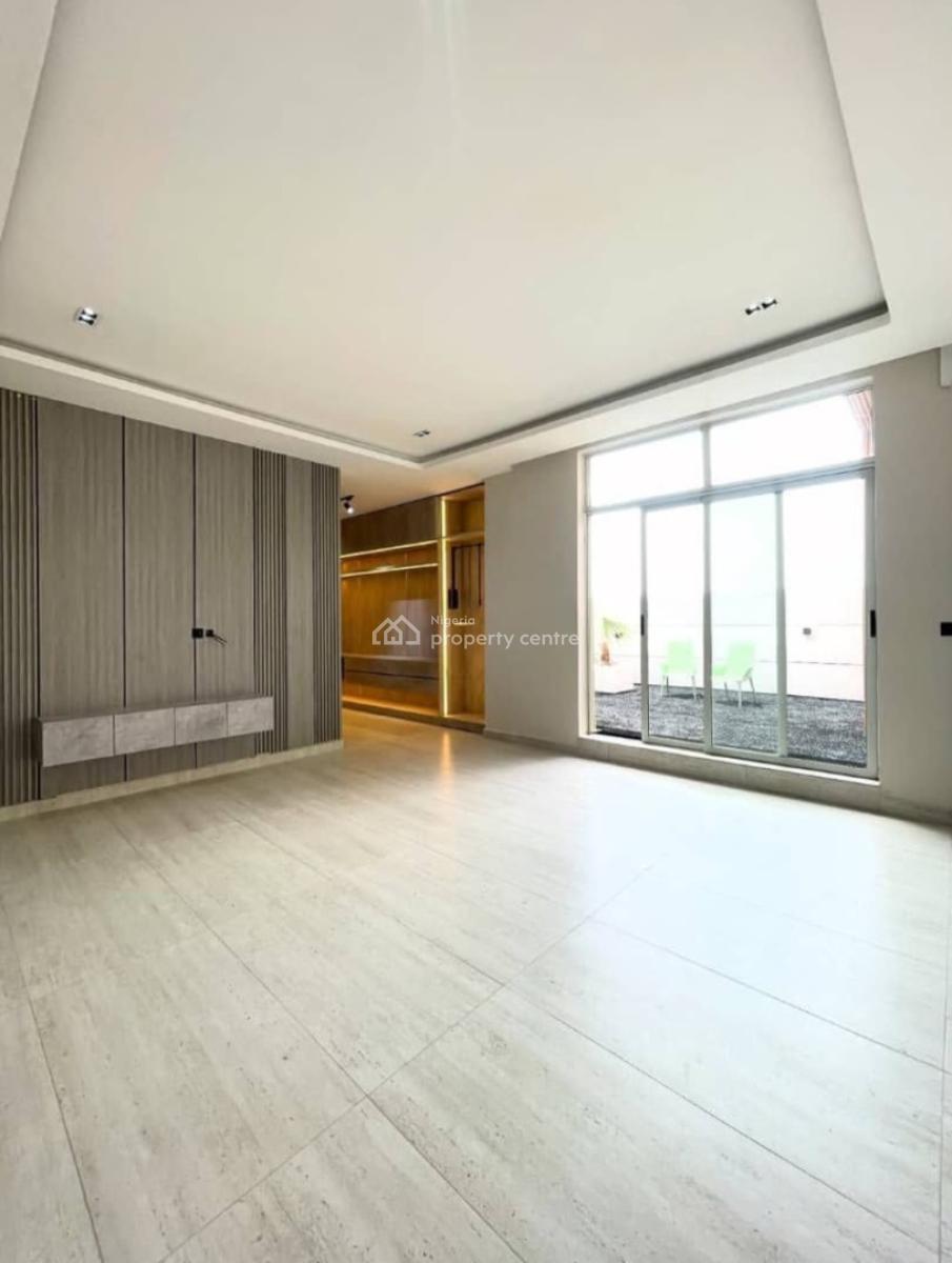 2 Bedroom Apartment, Lekki Phase 1, Lekki, Lagos, Flat / Apartment for Sale