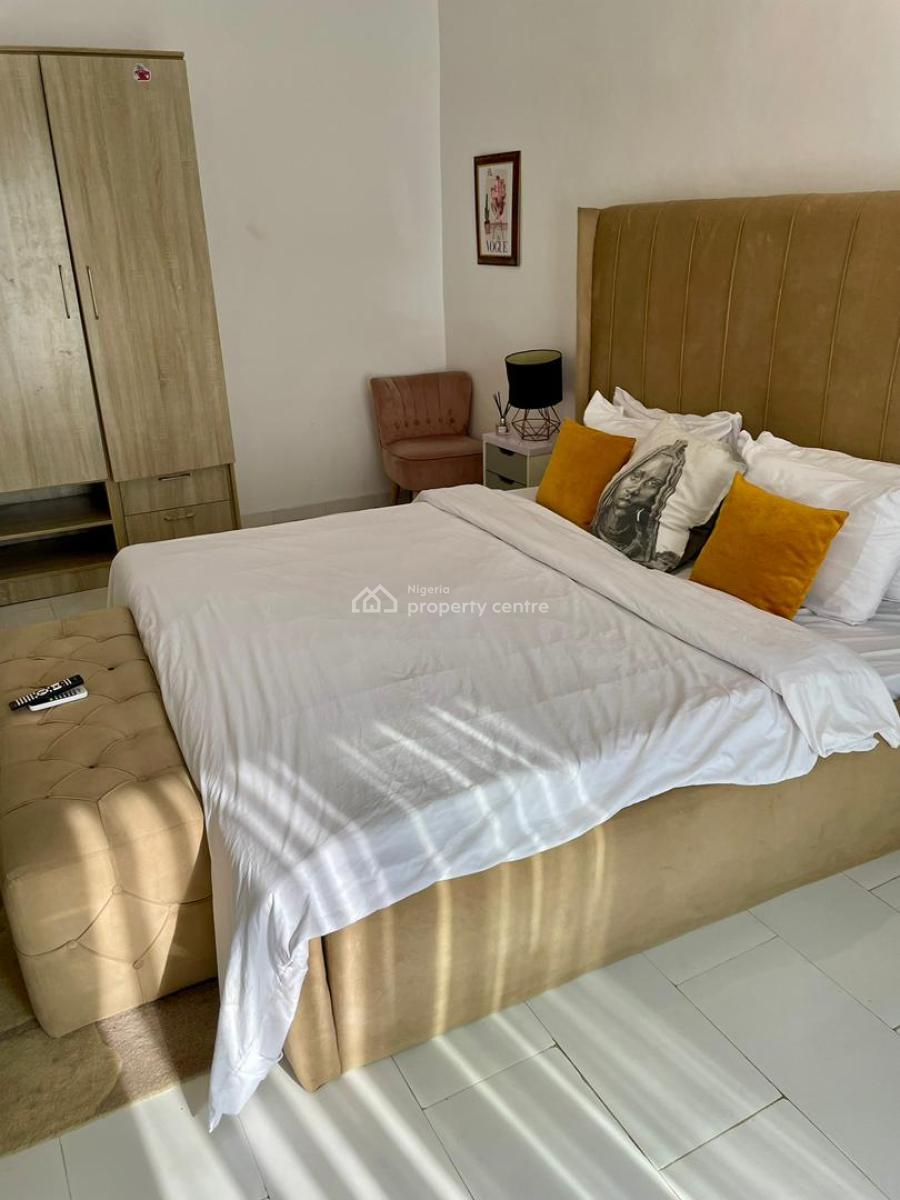 Fully Serviced and Furnished 2 Bedroom Apartment in a Gated Estate, Illasan, Lekki, Lagos, Flat / Apartment for Rent