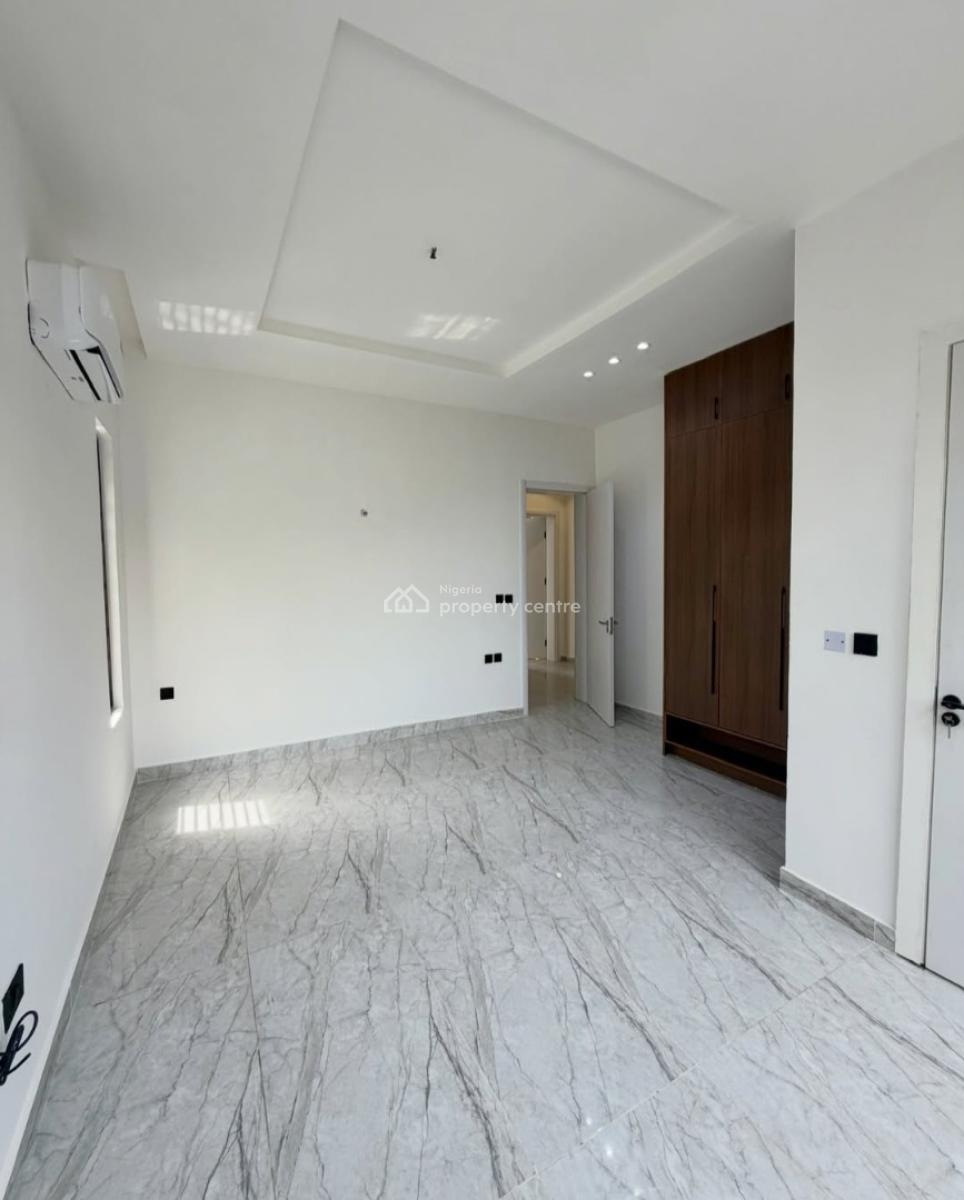 Newly Built and Serviced with 24/7 Power Supply 3 Bedroom En-suite Mai, Lekki Phase 1, Lekki, Lagos, House for Rent