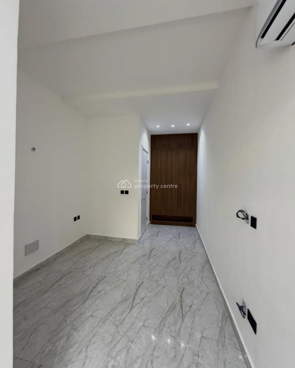 Newly Built and Serviced with 24/7 Power Supply 3 Bedroom En-suite Mai, Lekki Phase 1, Lekki, Lagos, House for Rent
