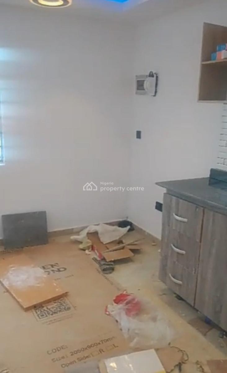 Standard  Upstairs Mini Flat at Sango Tedo { Video}, Silver Land Estate, Sangotedo, Ajah, Lagos, Mini Flat (room and Parlour) for Rent