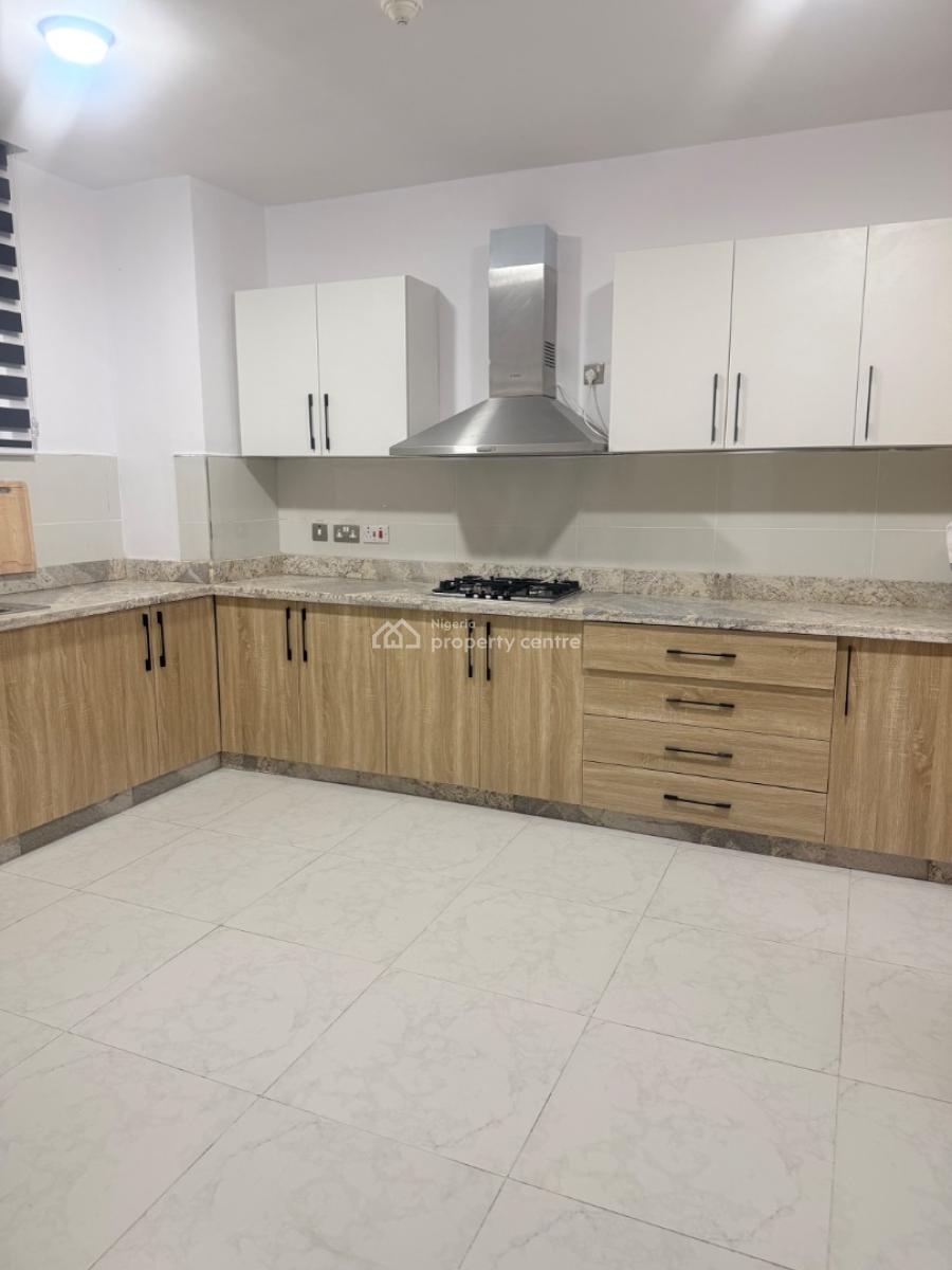2 Bedroom Apartment, Off  Ajose Adeogun, Victoria Island (vi), Lagos, Flat / Apartment Short Let