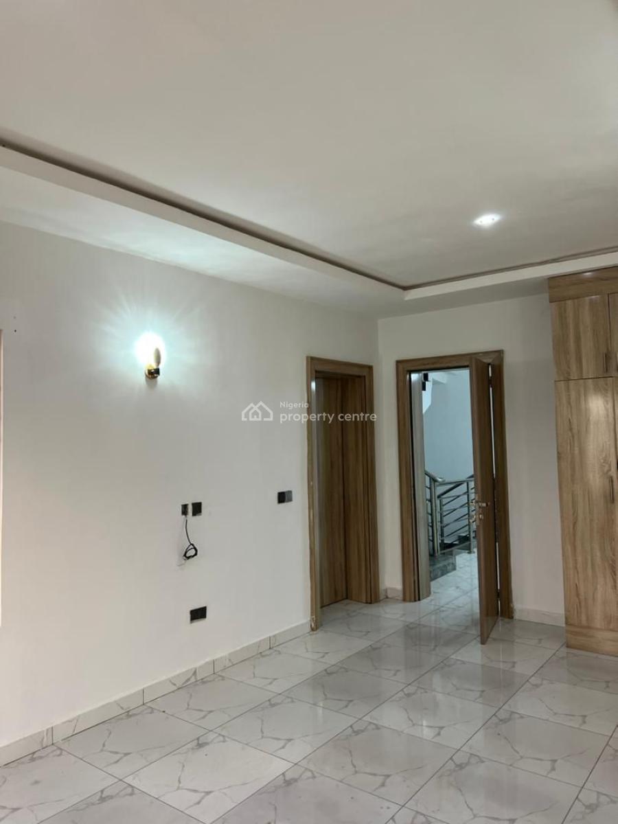 Newly Built 4bedroom Terrace with Bq, Guzape District, Abuja, Terraced Duplex for Rent