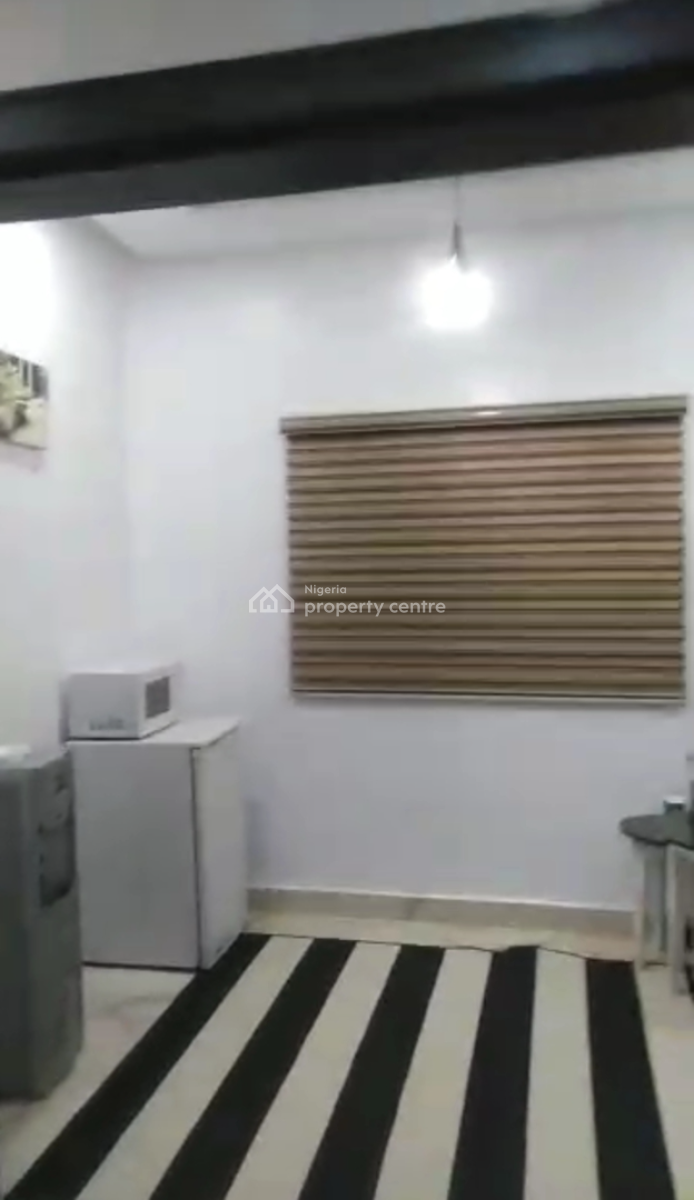 Luxury 3 Bedrooms Block of Flats in a Nice Estate on Fully Tarred Road, Durumi, Abuja, Flat / Apartment for Rent