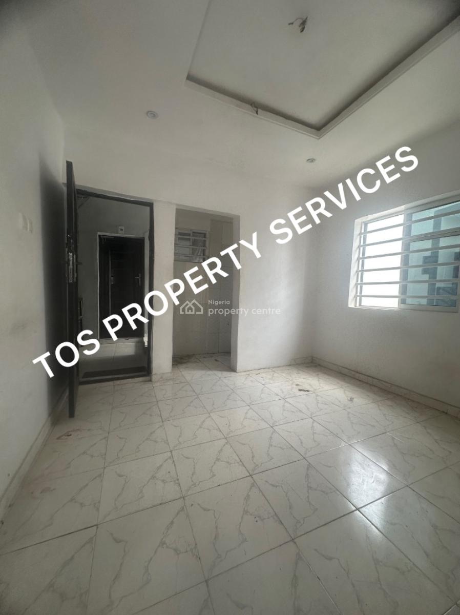 Miniflat + 2 Toilets, Front Balcony (up, Yaba, Yaba, Lagos, Mini Flat (room and Parlour) for Rent