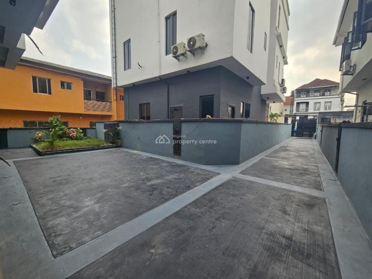 4 Bedrooms Fully Detached - Duplex House + Bq, Study & Gym, Gra Phase 2, Magodo, Lagos, Detached Duplex for Sale