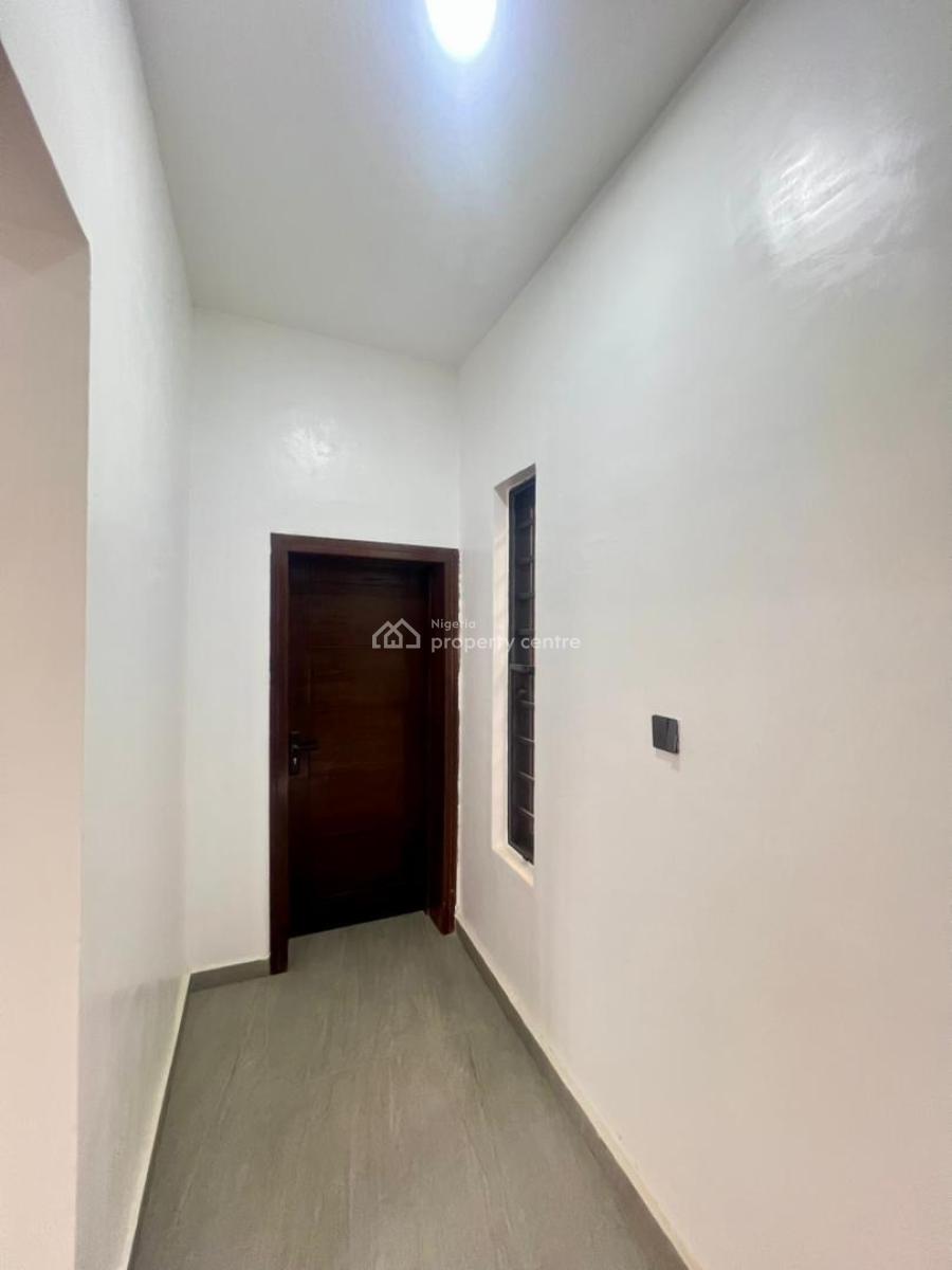 5 Bedrooms Fully Detached - Duplex House + Bq, Gra Phase 2, Magodo, Lagos, Detached Duplex for Sale