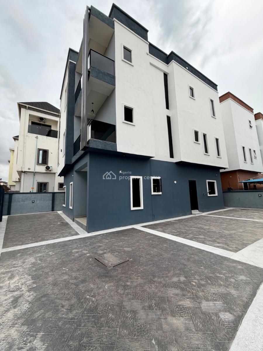 5 Bedrooms Fully Detached - Duplex House + Bq, Gra Phase 1, Magodo, Lagos, Detached Duplex for Sale