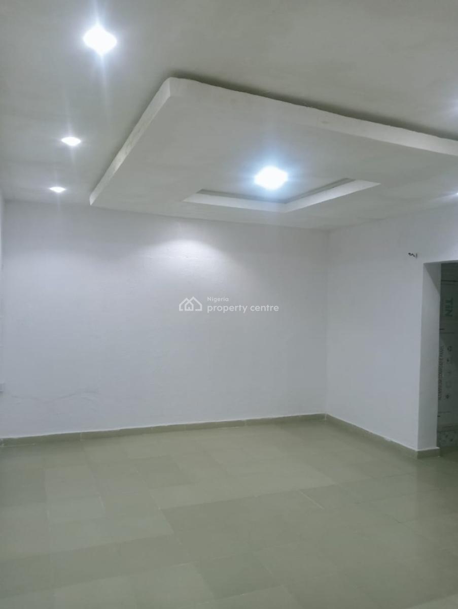 Clean & Decent 2 Bedrooms Apartment, Gra Phase 1, Magodo, Lagos, Flat / Apartment for Rent