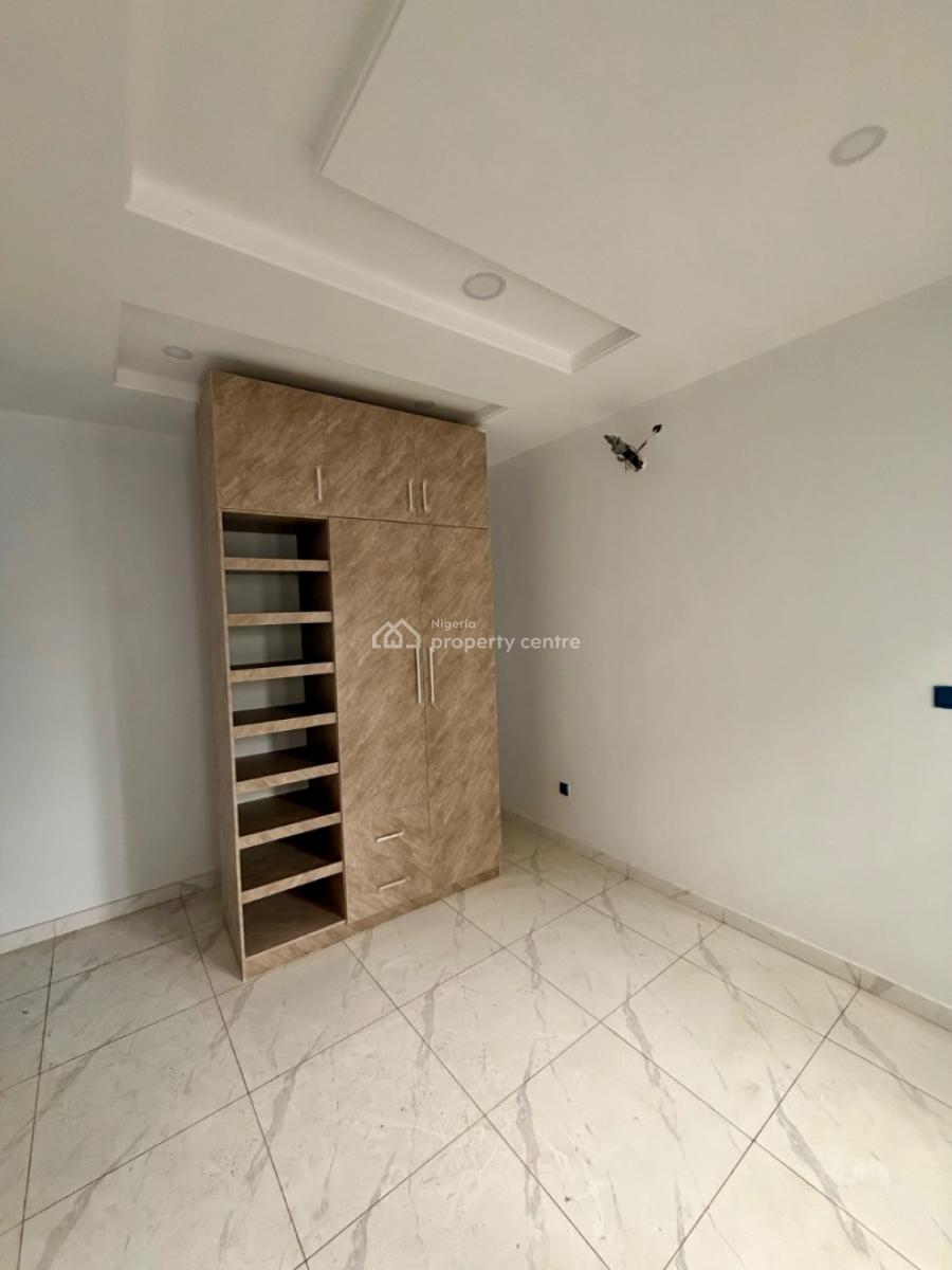 4 Bedrooms Terrace - Duplex House + Bq, Ogba, Ikeja, Lagos, Terraced Duplex for Sale