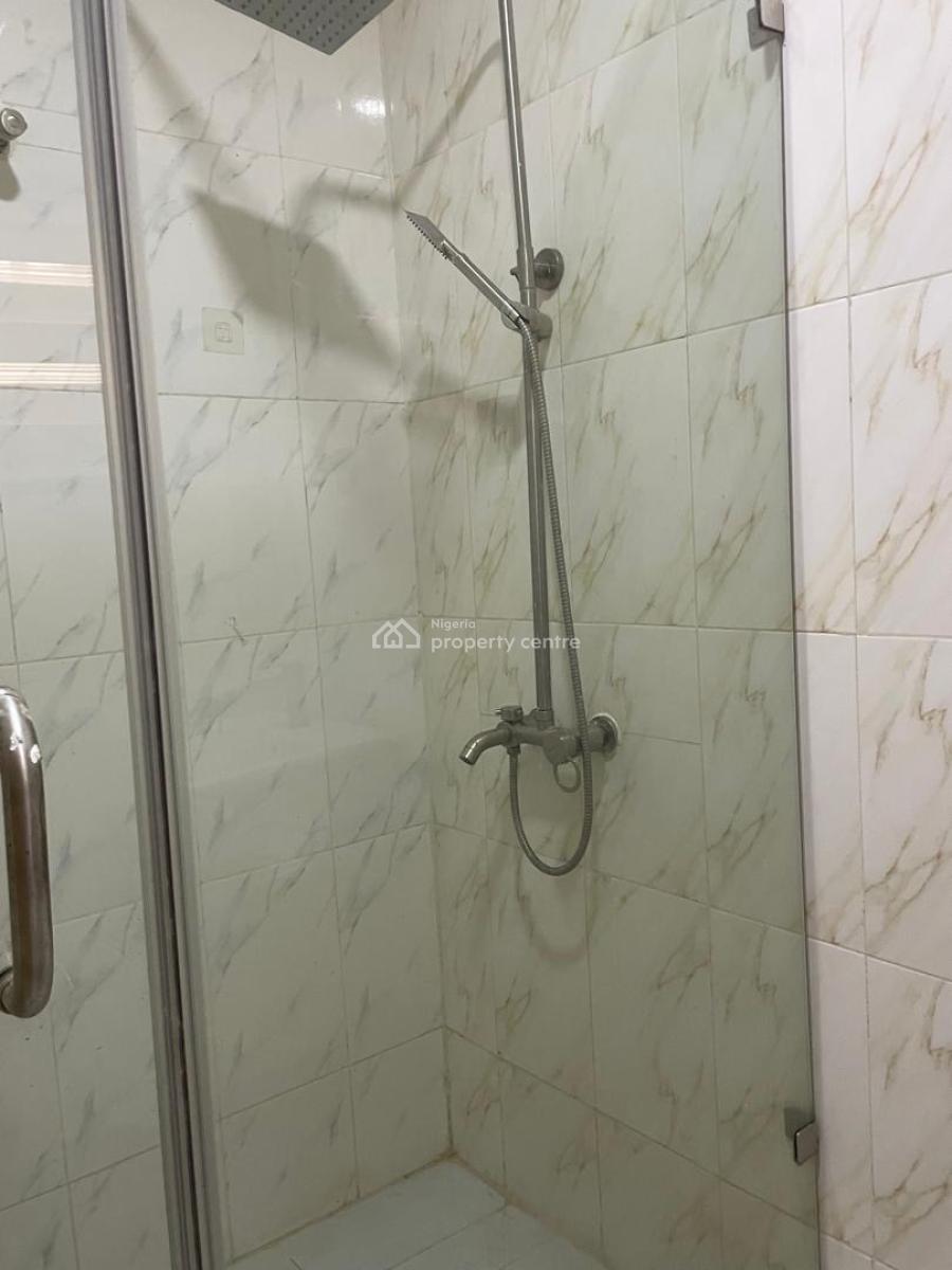 Luxury Affordable 4 Bedroom with Bq, Chevron Drive, Lekki, Lagos, House for Sale