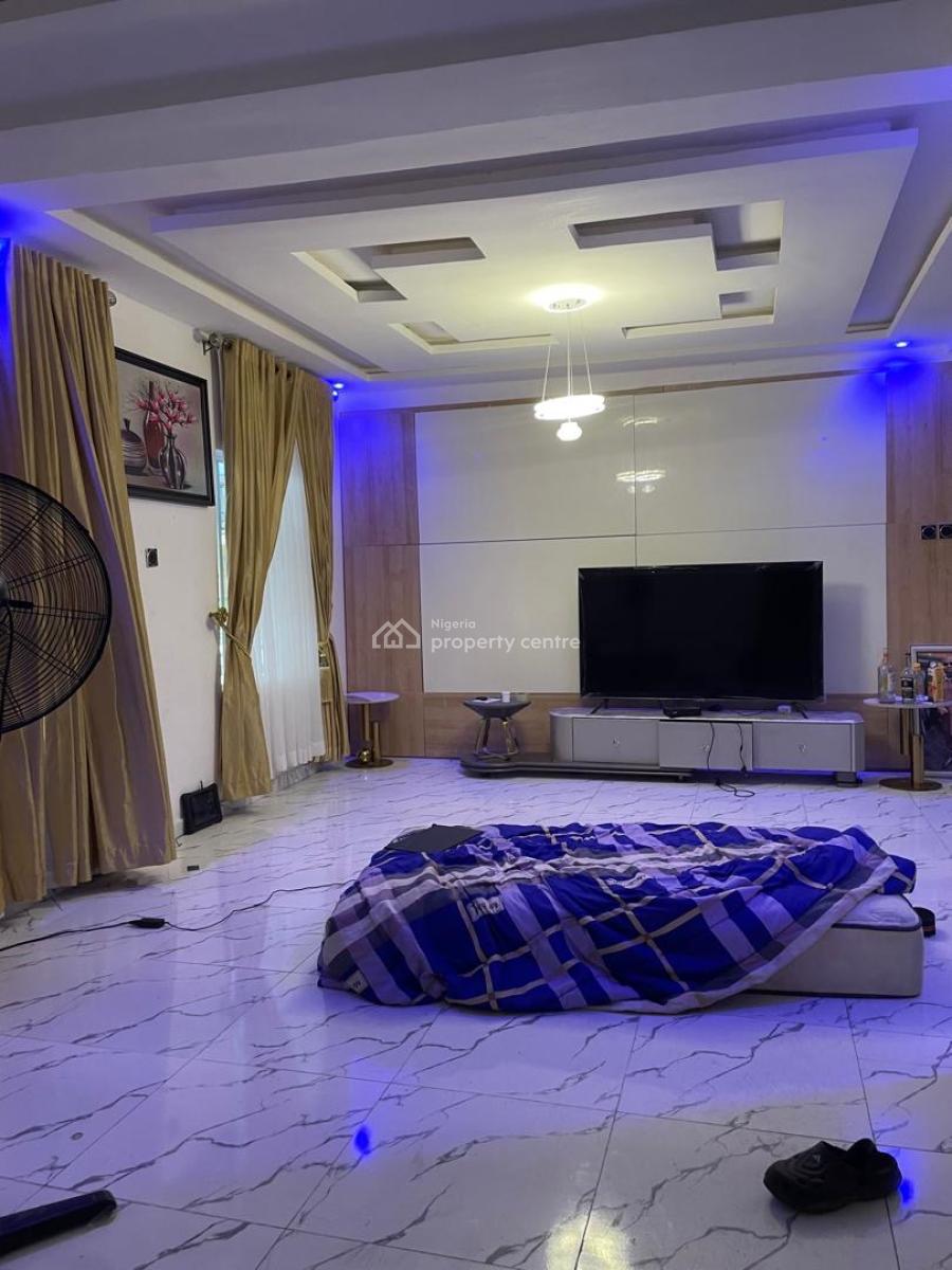 Luxury Affordable 4 Bedroom with Bq, Chevron Drive, Lekki, Lagos, House for Sale