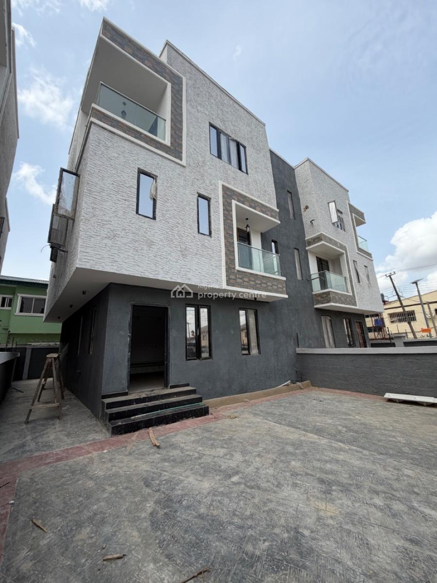 4 Bedrooms Semi Detached - Duplex House + Bq, Ojodu Berger, Ojodu, Lagos, Semi-detached Duplex for Sale