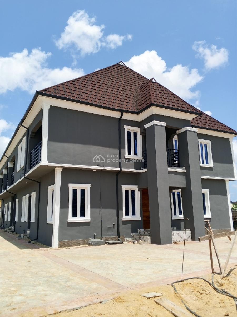 Newly Built Spacious 2 Bedroom Upstairs, Bucknor Estate, Isolo, Lagos, Flat / Apartment for Rent