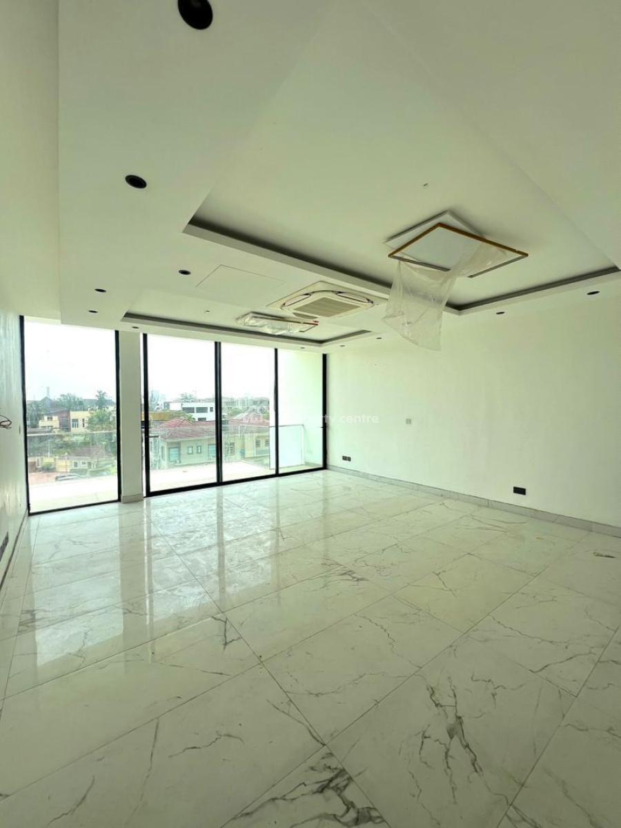 Spacious 6-bedroom Fully Detached House + Bq, Banana Island Estate, Ikoyi, Lagos, Detached Duplex for Sale