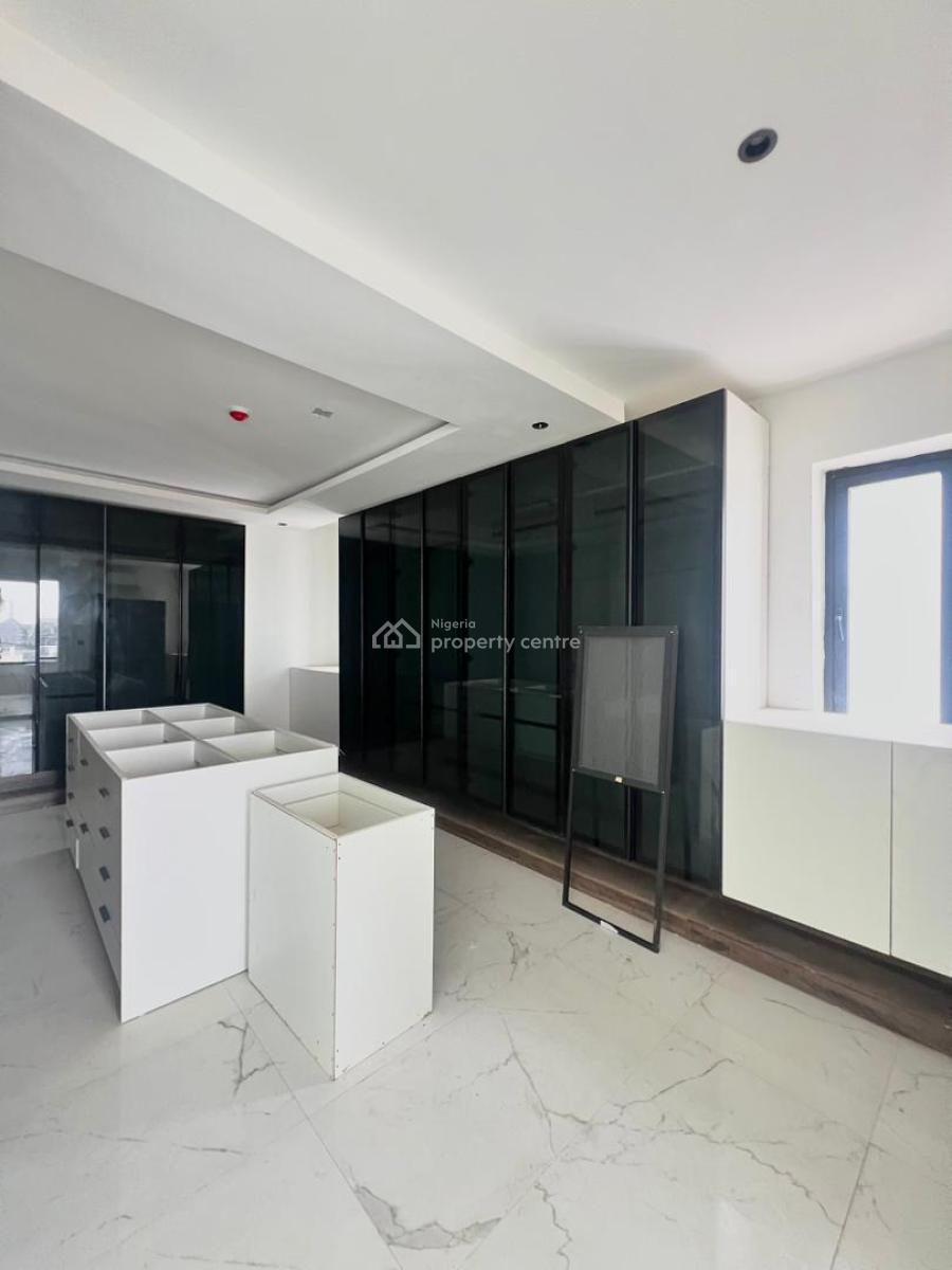 Spacious 6-bedroom Fully Detached House + Bq, Banana Island Estate, Ikoyi, Lagos, Detached Duplex for Sale