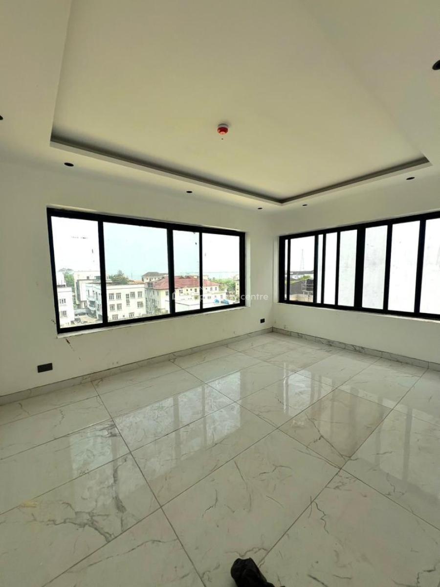 Spacious 6-bedroom Fully Detached House + Bq, Banana Island Estate, Ikoyi, Lagos, Detached Duplex for Sale