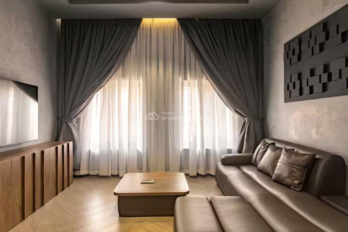 Chalkhomes The Grey Room 101 - Smart and Cosy 1-bed Apartment, Asokoro District, Abuja, Flat / Apartment Short Let