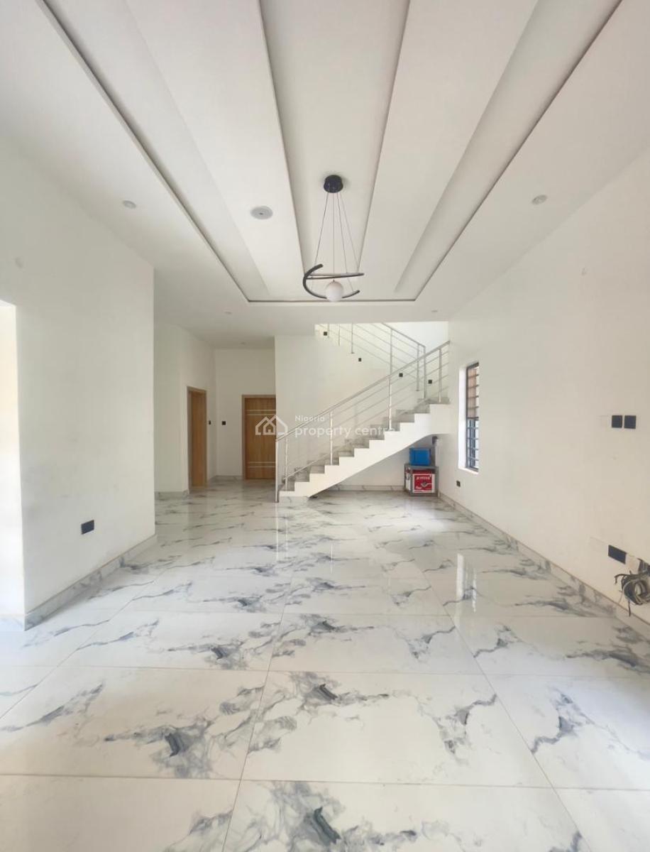 Spacious 5bedroom Fully Detached Home, Ologolo, Lekki, Lagos, Detached Duplex for Sale