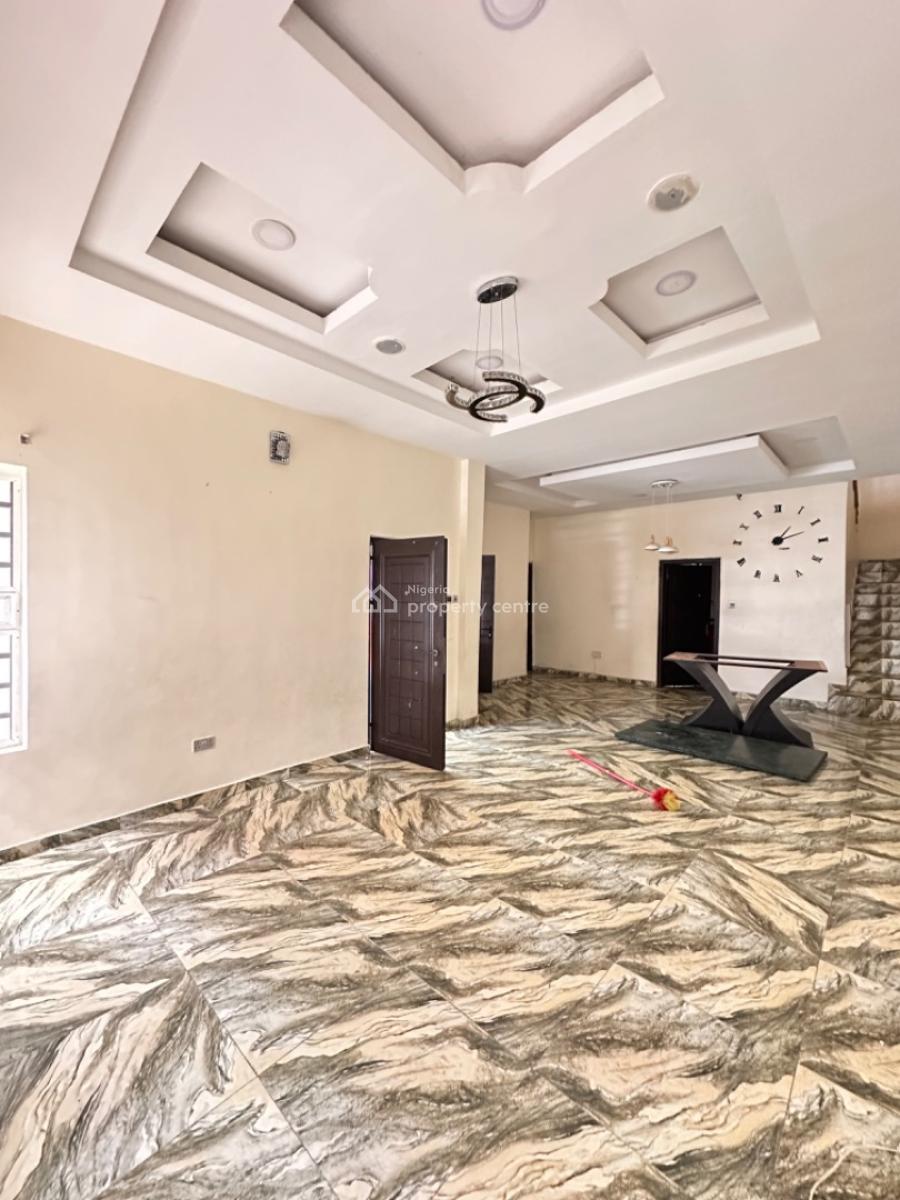 Well Maintained 4bedroom Duplex, Orchid Road, Lekki, Lagos, Terraced Duplex for Sale