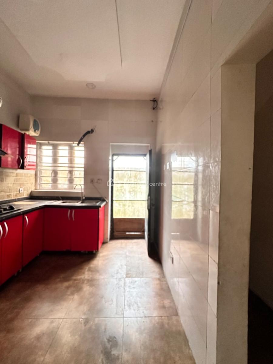 Well Maintained 4bedroom Duplex, Orchid Road, Lekki, Lagos, Terraced Duplex for Sale