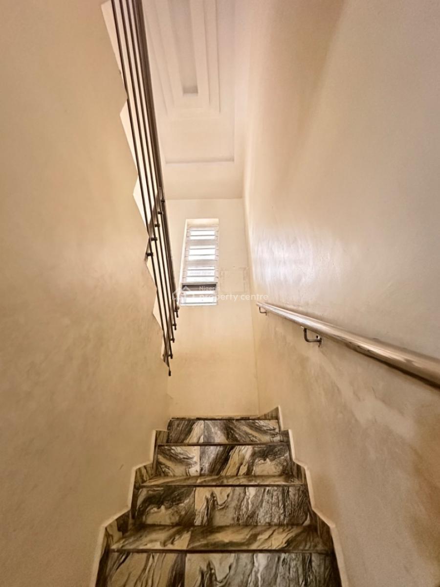 Well Maintained 4bedroom Duplex, Orchid Road, Lekki, Lagos, Terraced Duplex for Sale